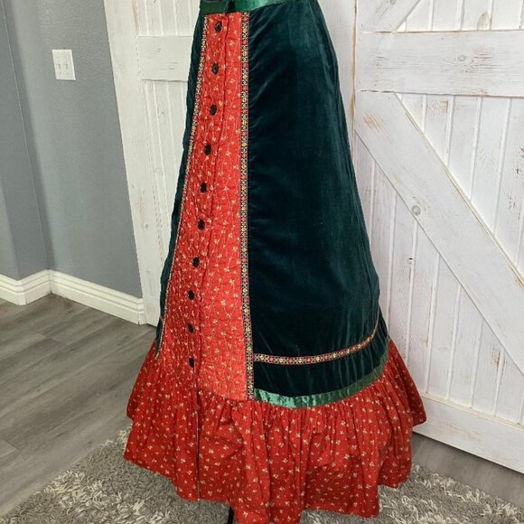 70's Vintage Red Green Velveteen Calico Prairie Maxi Skirt *FLAWS - Picture 3 of 10